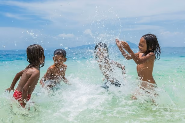 sea-tribe-gipsies-the-bajaus-rehan-borneo-14