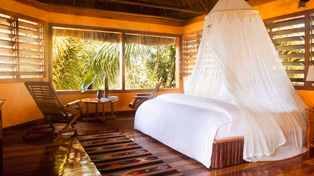 gaia-riverlodge-Belize-Traveldose-the-summer-hunter-4