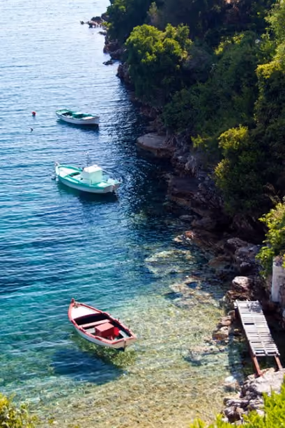 kioni-island-ithaca-greece-conde-nast-traveller-9july14-alamy_449x675