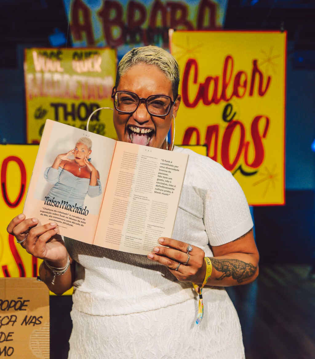 Taísa Machado com a nova edição da Revista The Summer Hunter