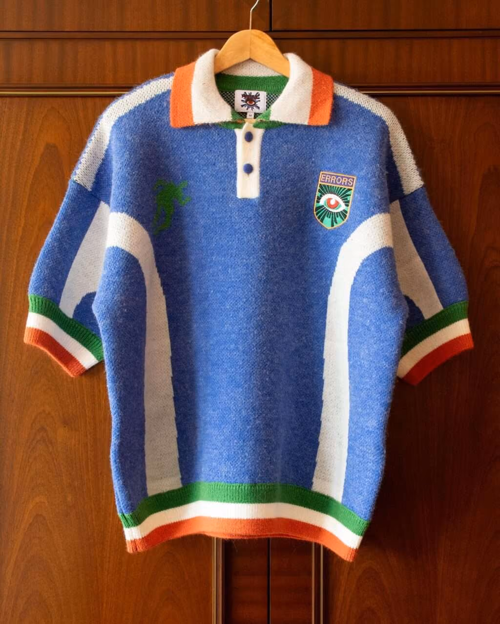 A camisa de time fura a bolha do futebol