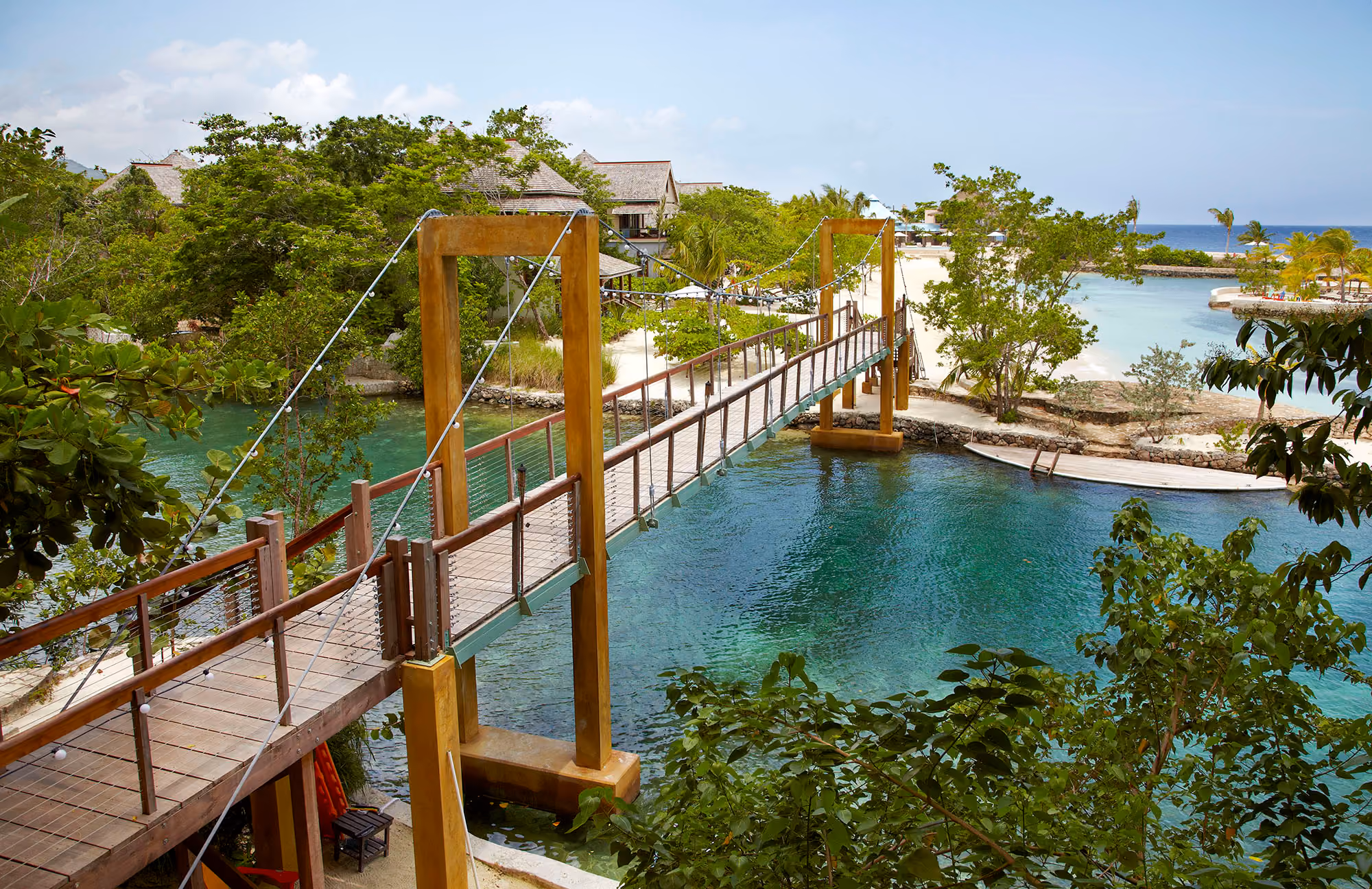 jamaica-hotel-golden-eye