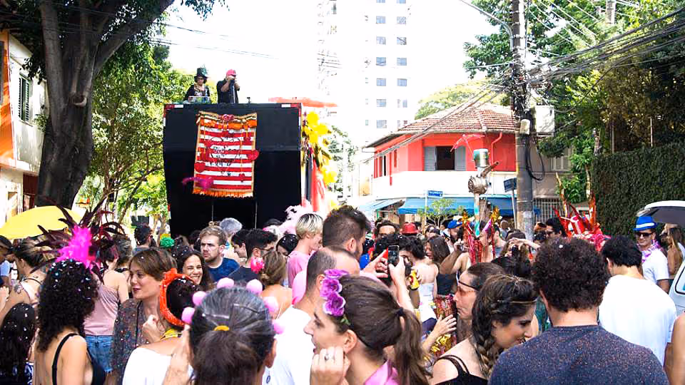 Bloco do Apego